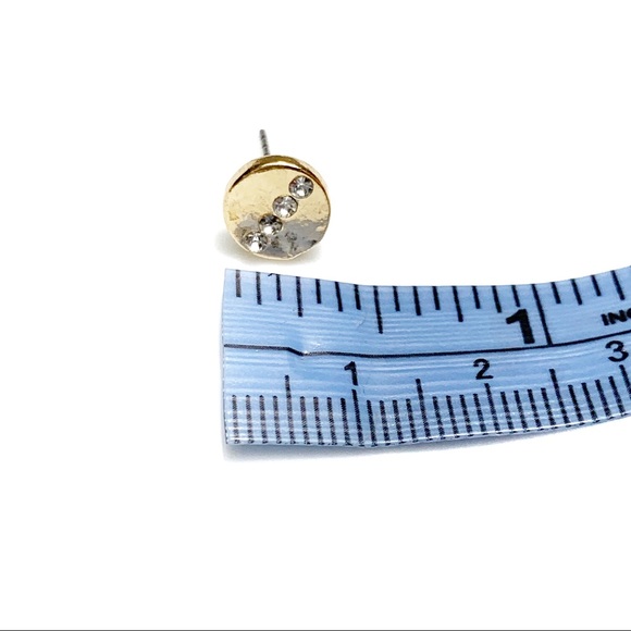 New without tags! Gold circle studs - Picture 3 of 4